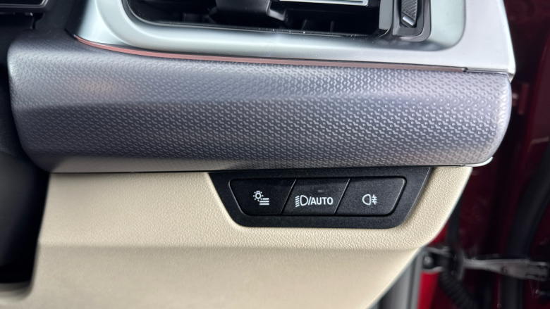 BMW iX2 150kW eDrive20 M Sport 65kWh 5dr Auto [Tech/Pro] Electric Hatchback